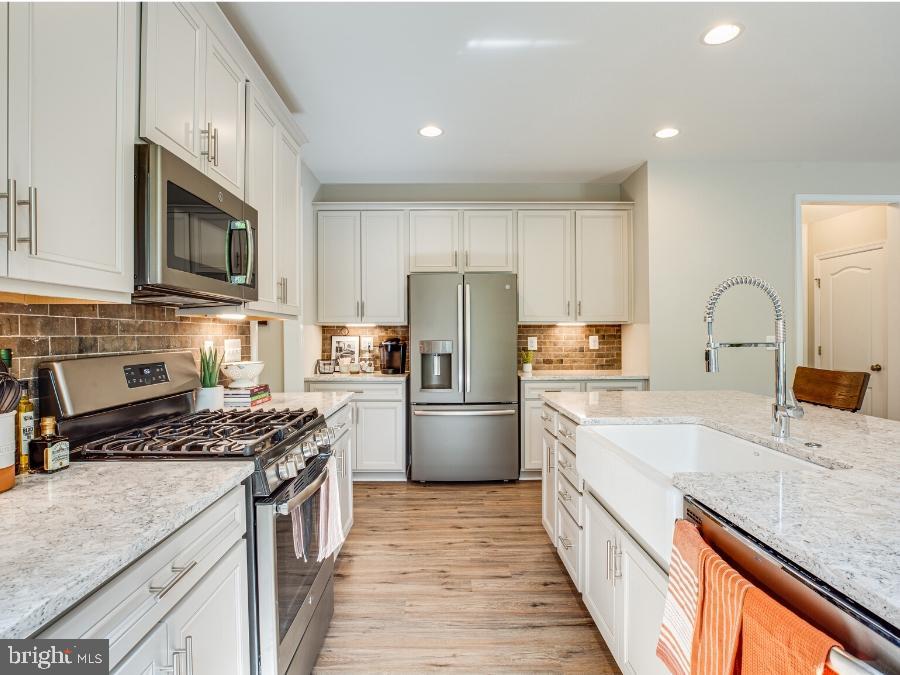 Nokesville, Virginia, 20181, United States, 4 Bedrooms Bedrooms, ,3 BathroomsBathrooms,Residential,For Sale,1849826