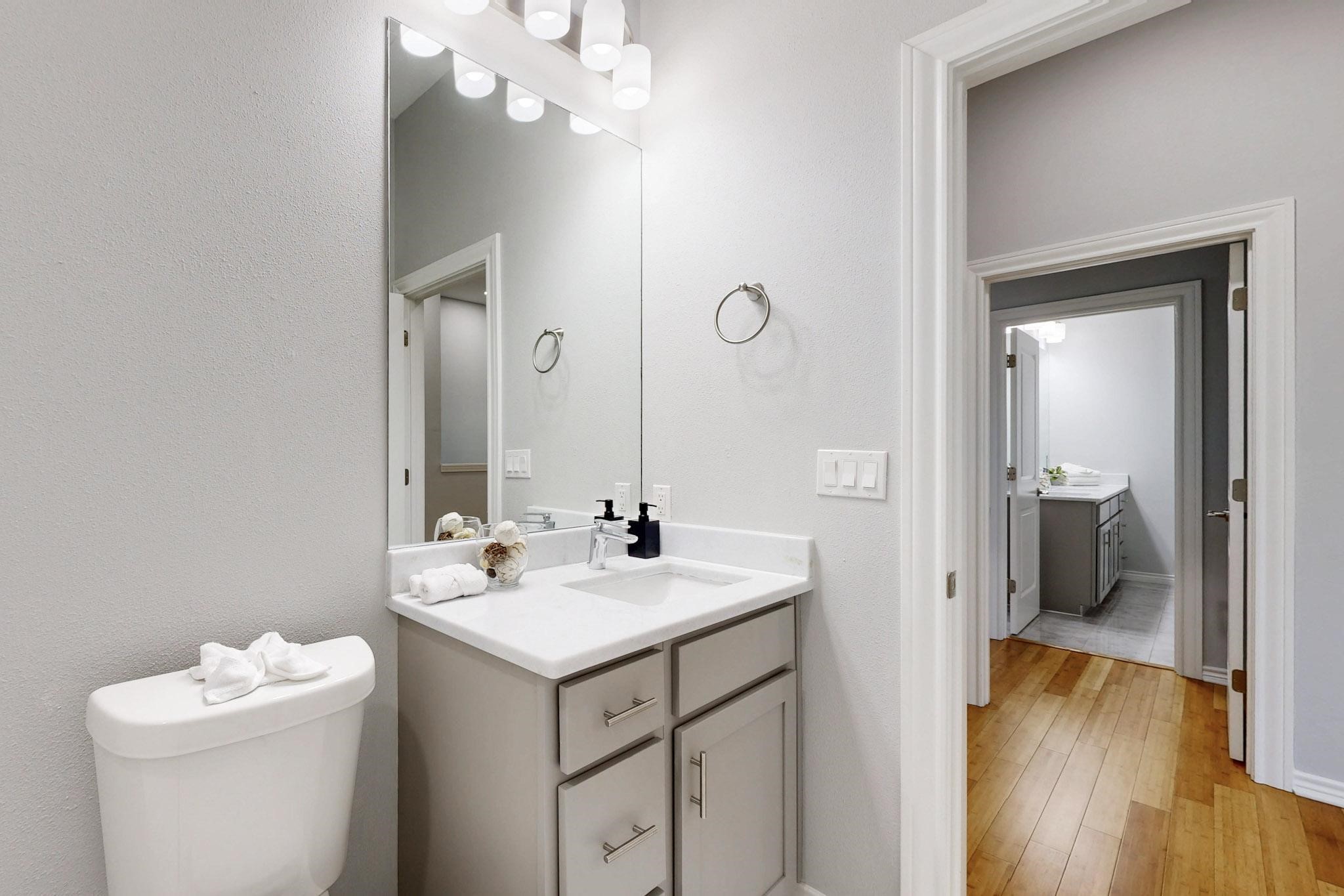 Dallas, Texas, 75204, United States, 3 Bedrooms Bedrooms, ,3 BathroomsBathrooms,Residential,For Sale,1903545
