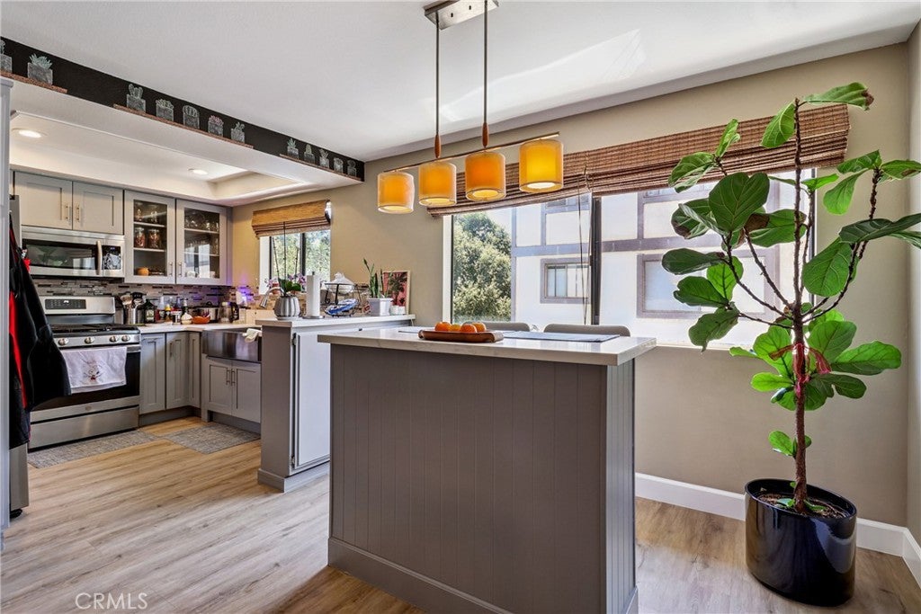 Los Angeles, California, 90041, United States, 3 Bedrooms Bedrooms, ,3 BathroomsBathrooms,Residential,For Sale,1882423
