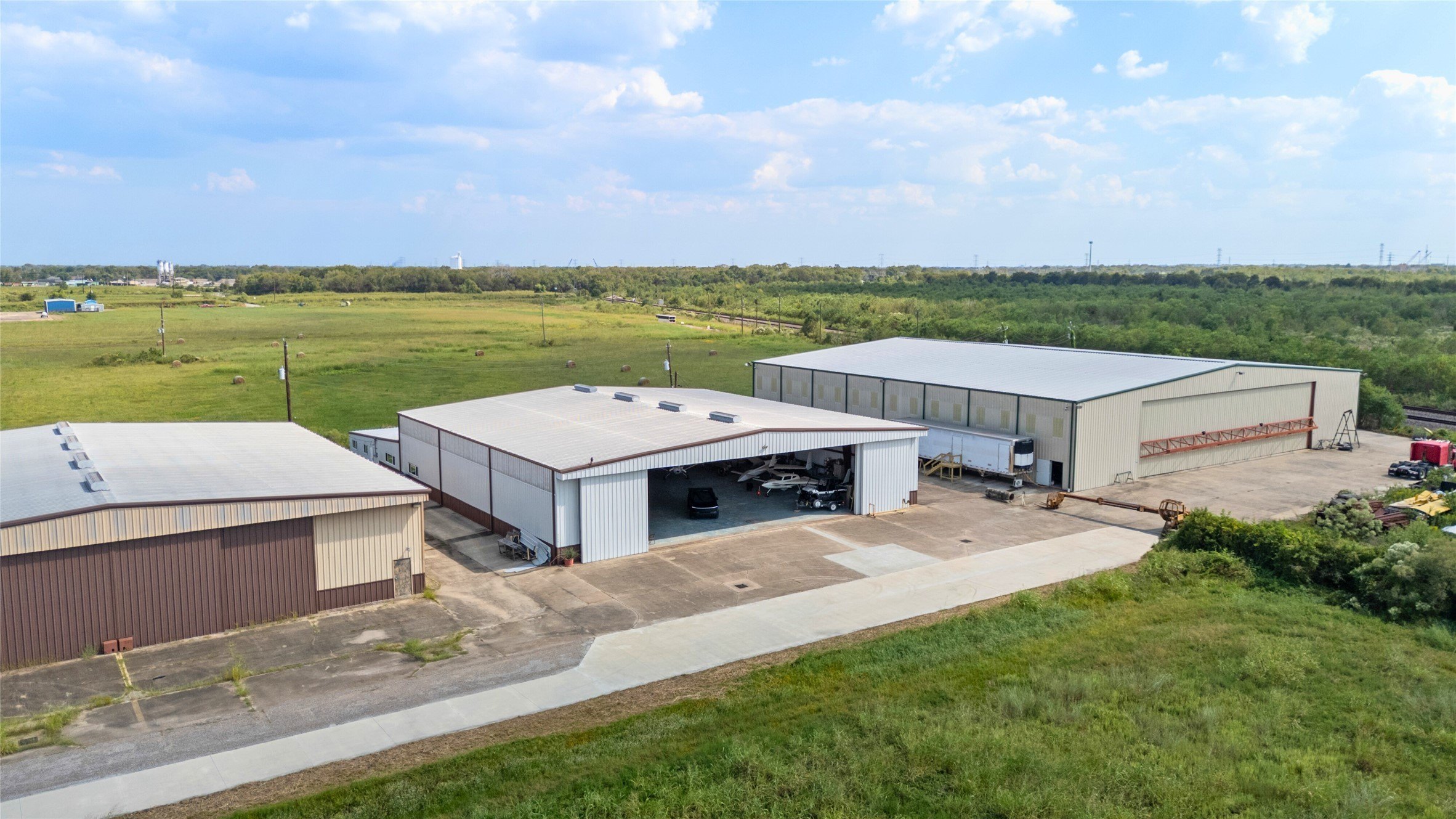 Arcola, Texas, 77583, United States, ,4 BathroomsBathrooms,Residential,For Sale,1976795