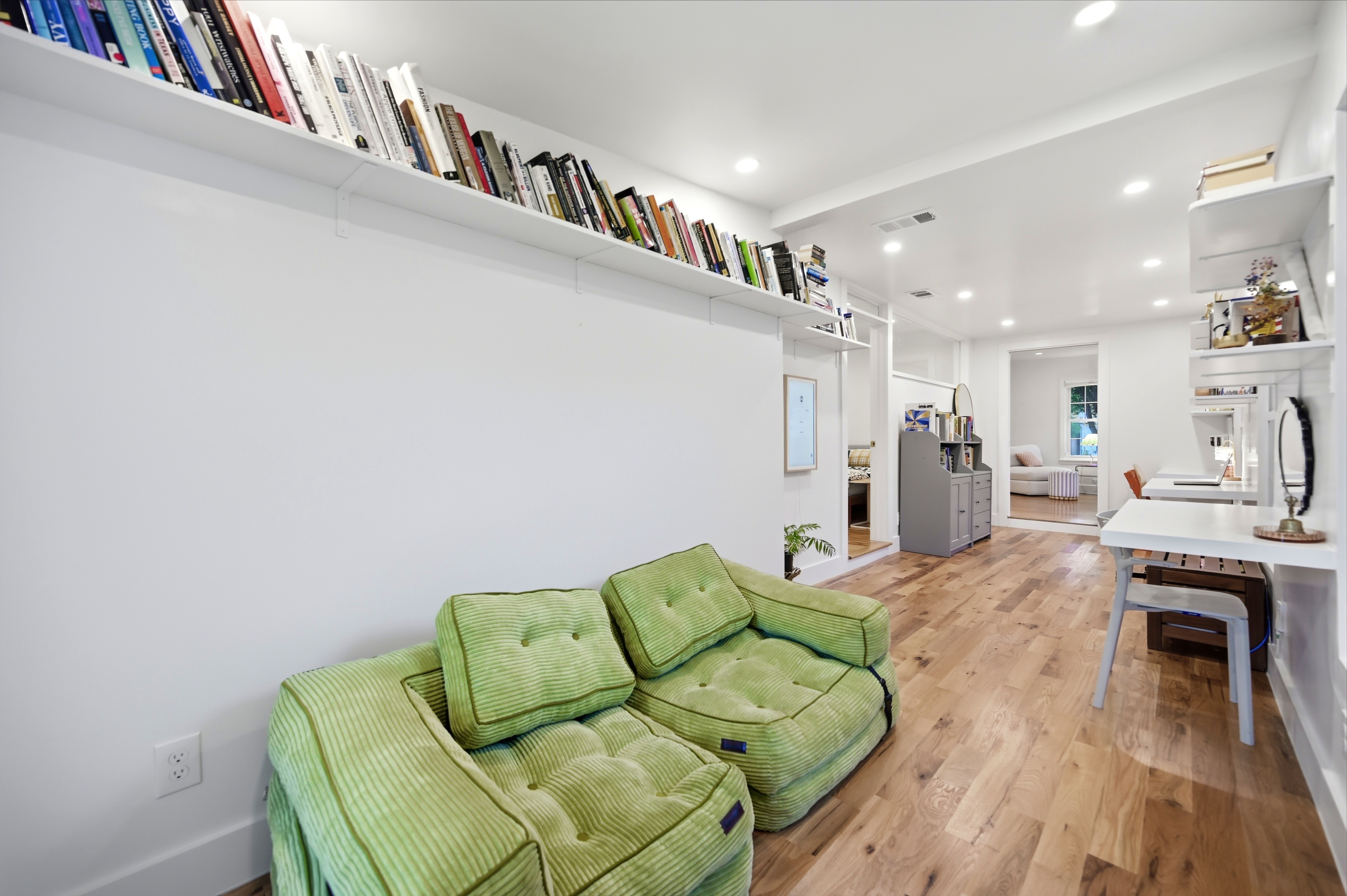  Updated Home, Exceptional Location - 物件實景
