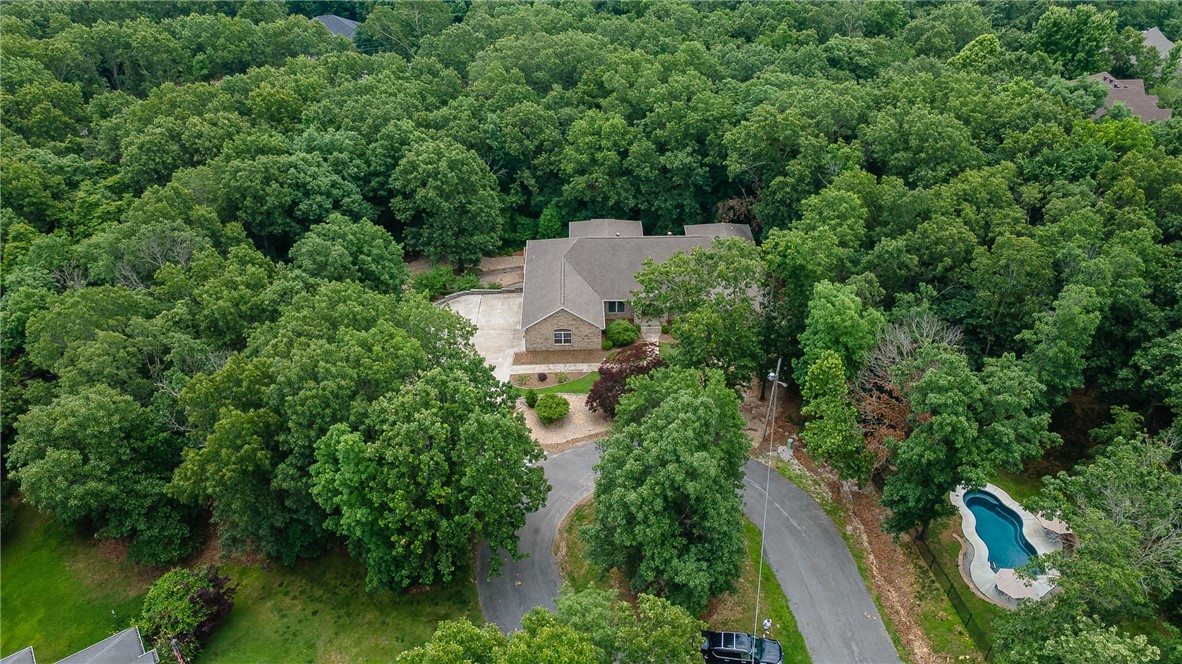 Bella Vista, Arkansas, 72715, United States, 3 Bedrooms Bedrooms, ,4 BathroomsBathrooms,Residential,For Sale,1941040