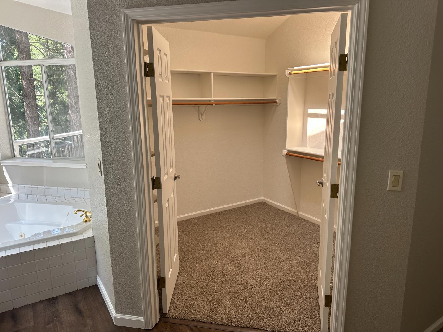 Pollock Pines, California, 95726, United States, 3 Bedrooms Bedrooms, ,3 BathroomsBathrooms,Residential,For Sale,1976360