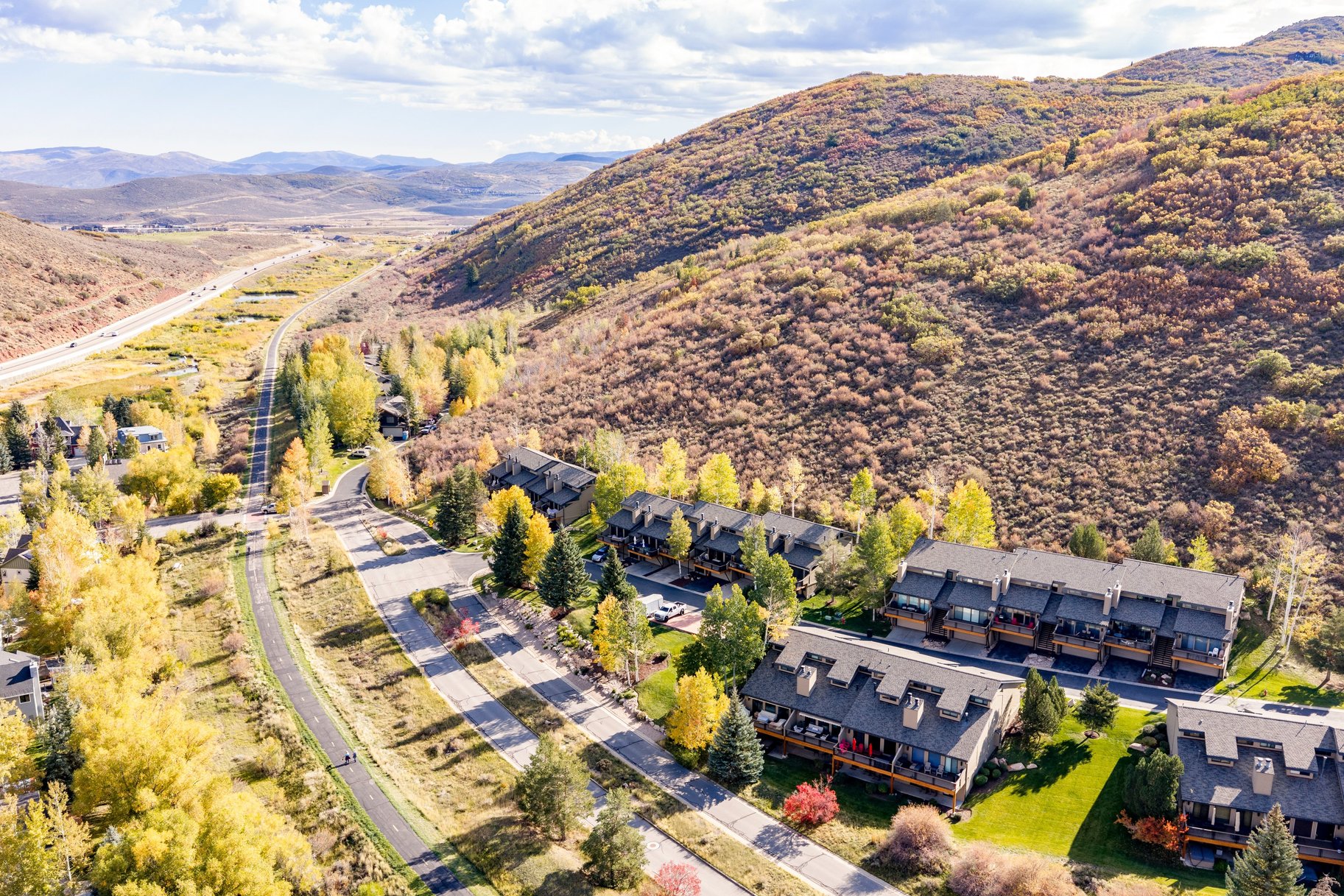  Park City 3 Bedroom Fenchurch Townhome  Complete and Perfect Renovation - 物件實景