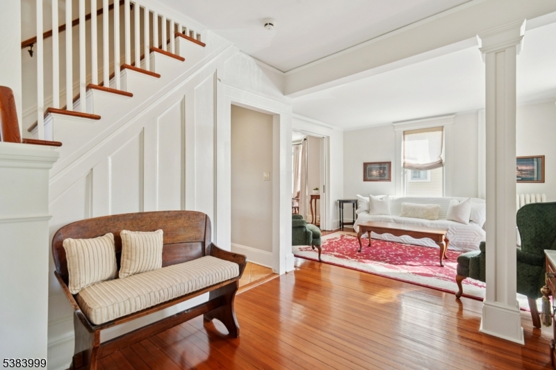 Millburn Twp., New Jersey, 07078, United States, 3 Bedrooms Bedrooms, ,3 BathroomsBathrooms,Residential,For Sale,1988129