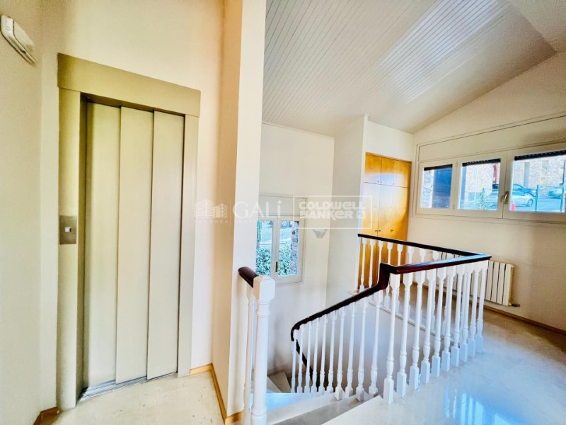 Escaldes-Engordany, Andorra, AD, 4 Bedrooms Bedrooms, ,3 BathroomsBathrooms,Residential,For Sale,1448844