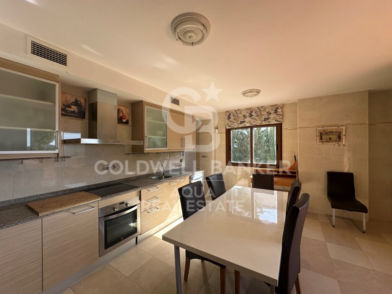 Alicante, Altea, Altea Pueblo Alicante, Altea, Alt, Altea, Comunidad Valenciana, ES, 4 Bedrooms Bedrooms, ,4 BathroomsBathrooms,Residential,For Sale,Alicante, Altea, Altea Pueblo Alicante, Altea, Alt,1675140