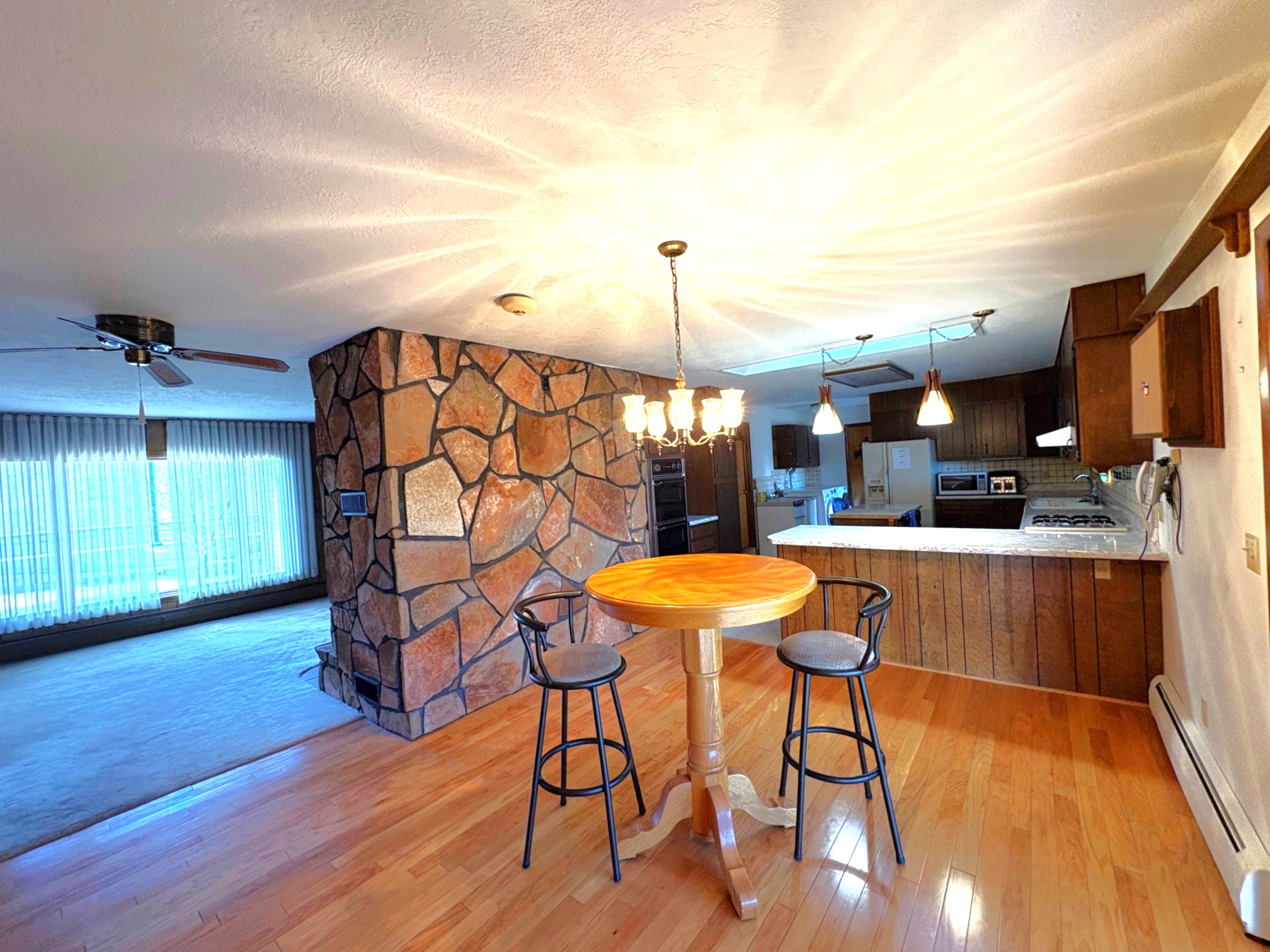 Buffalo, Wyoming, 82834, United States, 4 Bedrooms Bedrooms, ,3 BathroomsBathrooms,Residential,For Sale,2000125