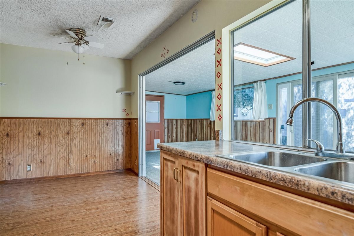 Lompoc, California, 93436, United States, 3 Bedrooms Bedrooms, ,2 BathroomsBathrooms,Residential,For Sale,1991167