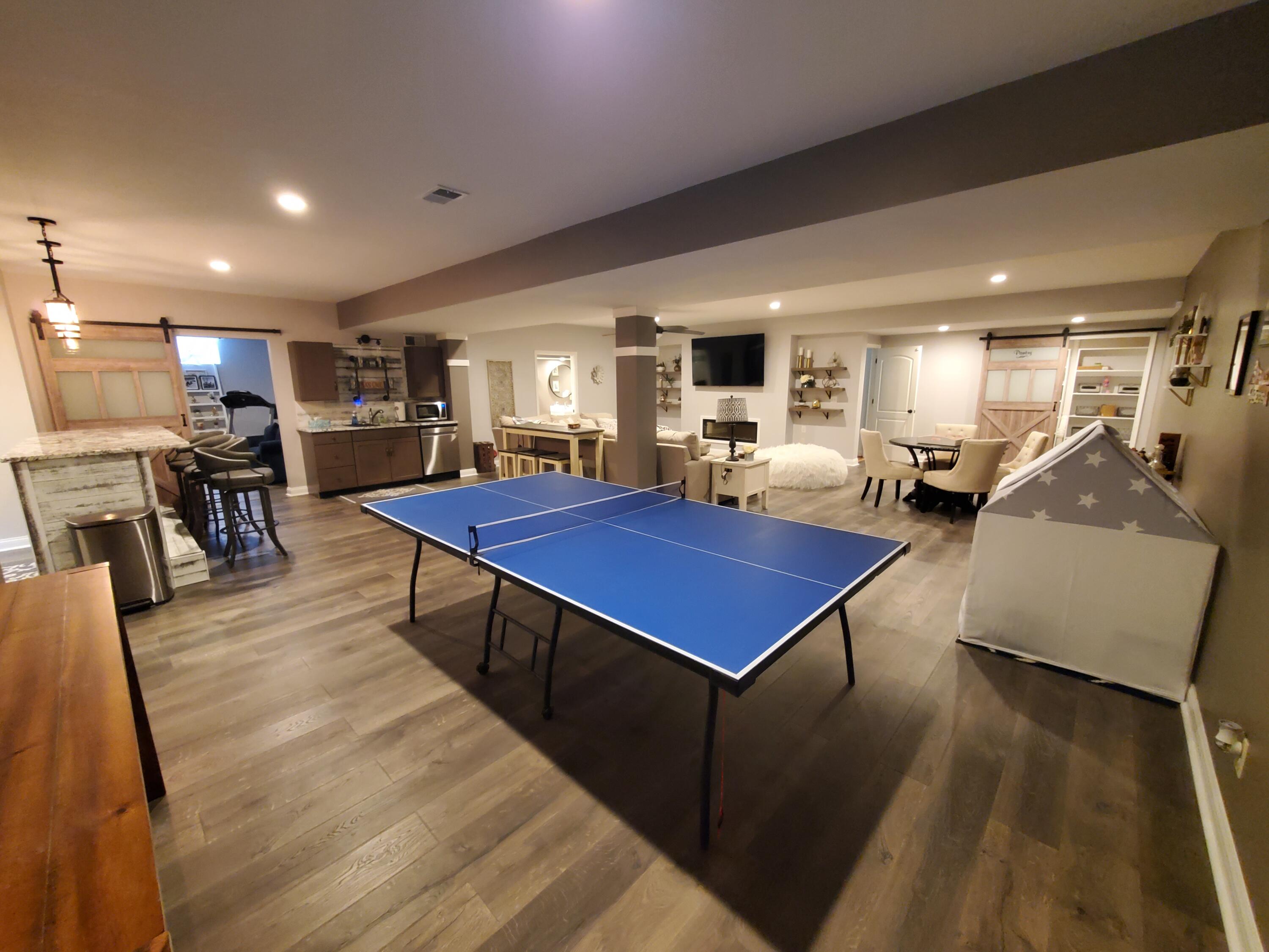 Lexington, Kentucky, 40509, United States, 6 Bedrooms Bedrooms, ,4 BathroomsBathrooms,Residential,For Sale,1785062