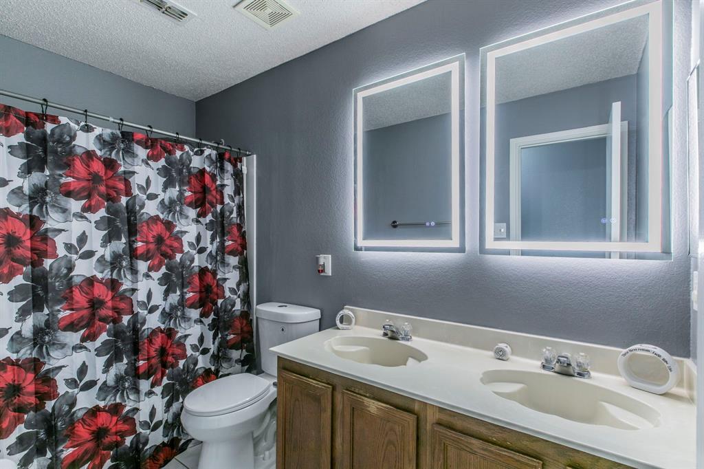 Lancaster, Texas, 75134, United States, 5 Bedrooms Bedrooms, ,3 BathroomsBathrooms,Residential,For Sale,1935785