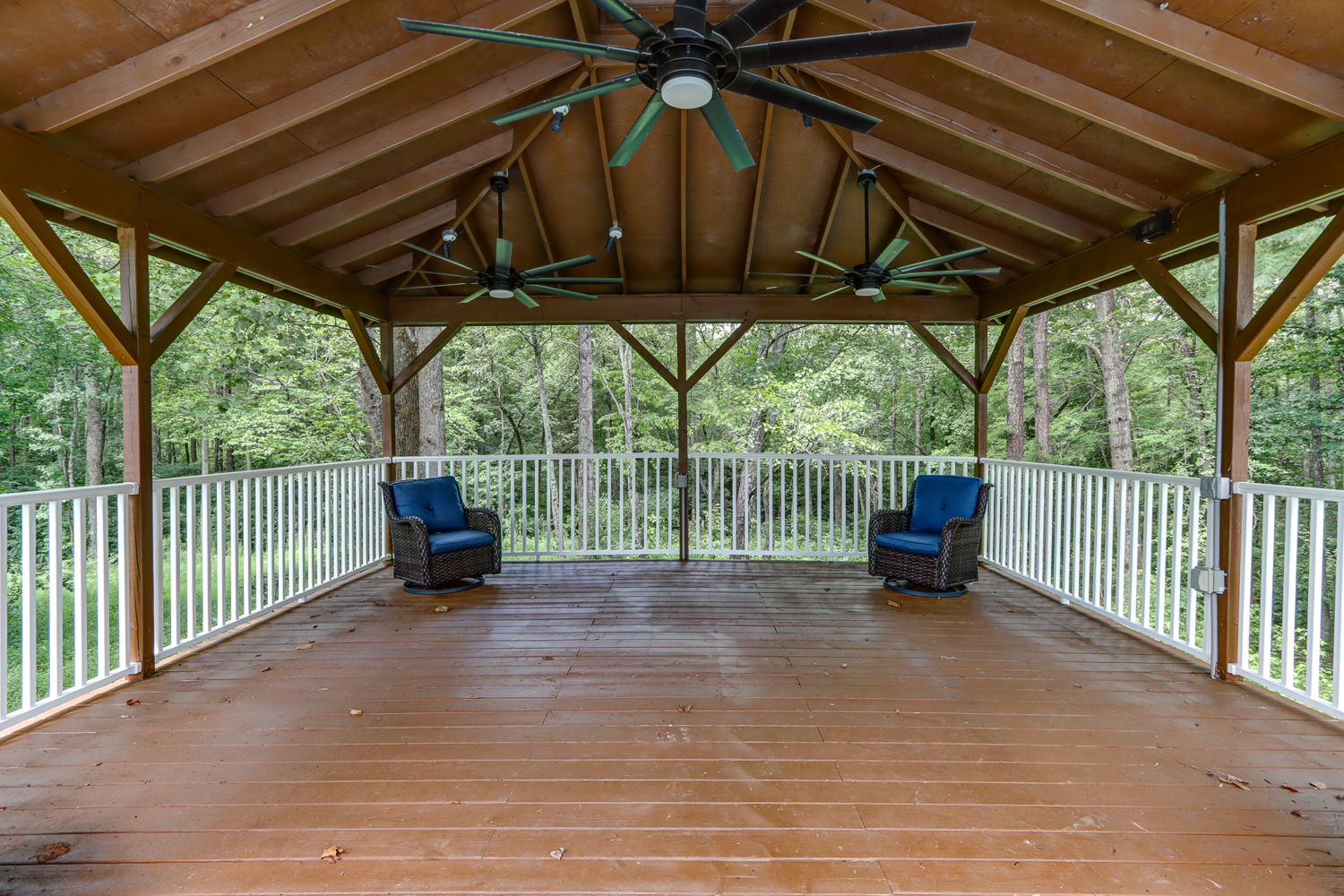Appomattox, Virginia, 24522, United States, 4 Bedrooms Bedrooms, ,Residential,For Sale,1905819