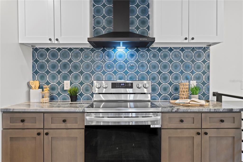 Tampa, Florida, 33635, United States, 3 Bedrooms Bedrooms, ,3 BathroomsBathrooms,Residential,For Sale,1949477