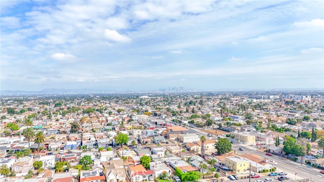 Los Angeles, California, 90047, United States, 3 Bedrooms Bedrooms, ,2 BathroomsBathrooms,Residential,For Sale,2002518