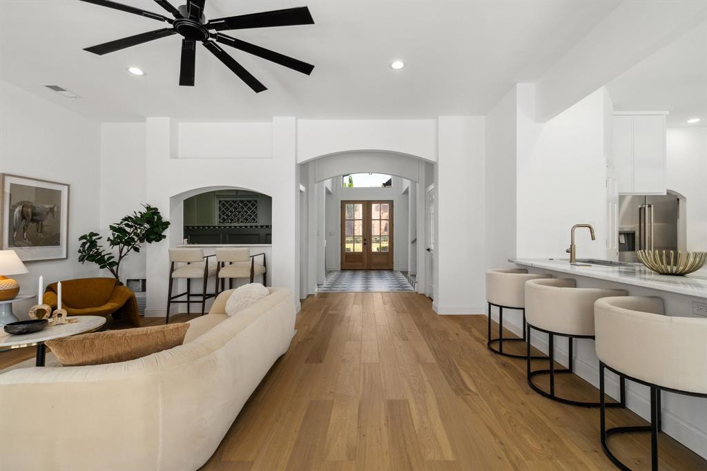 Dallas, Texas, 75287, United States, 5 Bedrooms Bedrooms, ,5 BathroomsBathrooms,Residential,For Sale,2003139