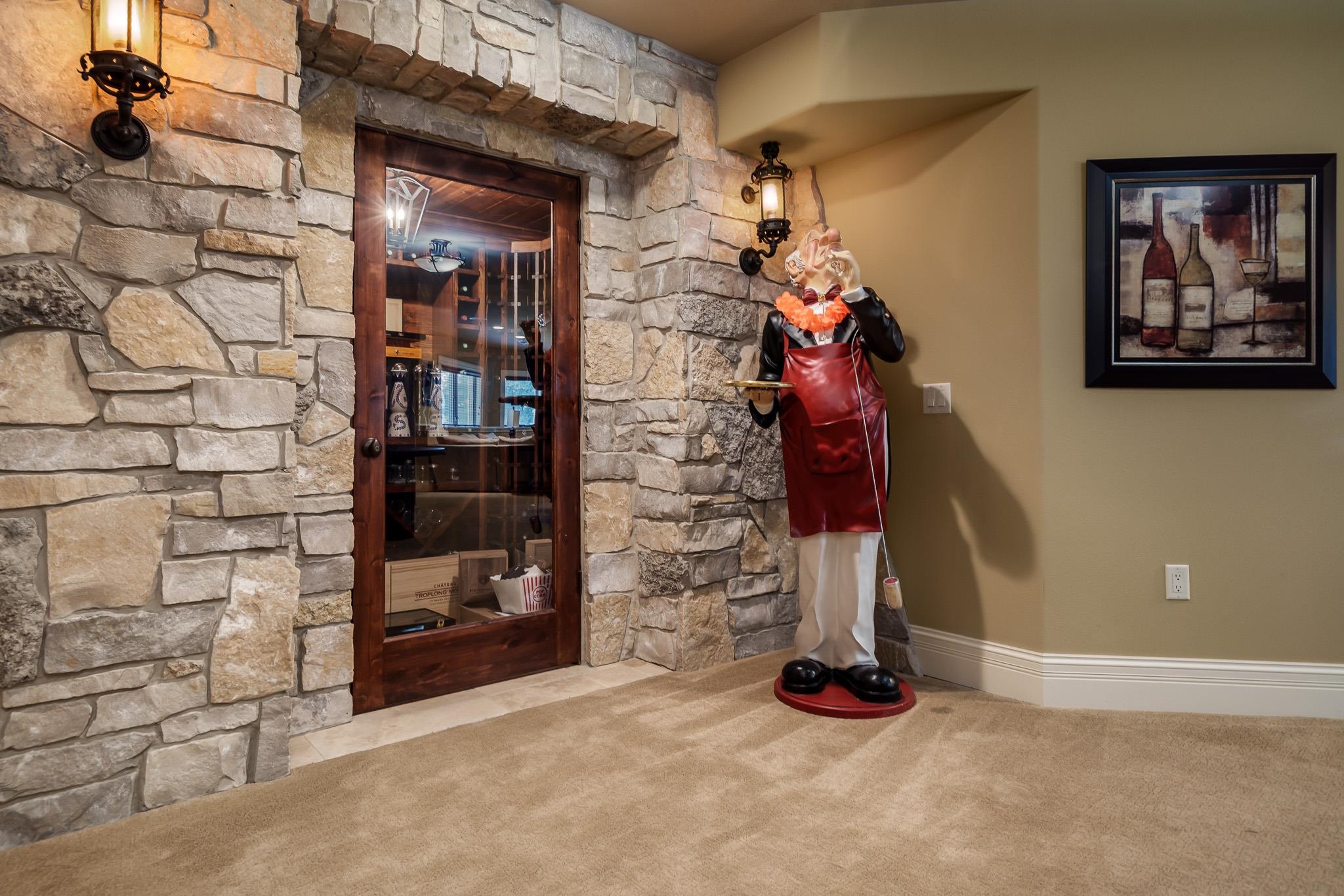 Waunakee, Wisconsin, 53597, United States, 6 Bedrooms Bedrooms, ,5 BathroomsBathrooms,Residential,For Sale,1914113
