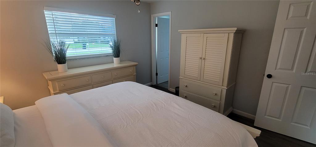 Orlando, Florida, 32806, United States, 3 Bedrooms Bedrooms, ,2 BathroomsBathrooms,Residential,For Sale,1890222