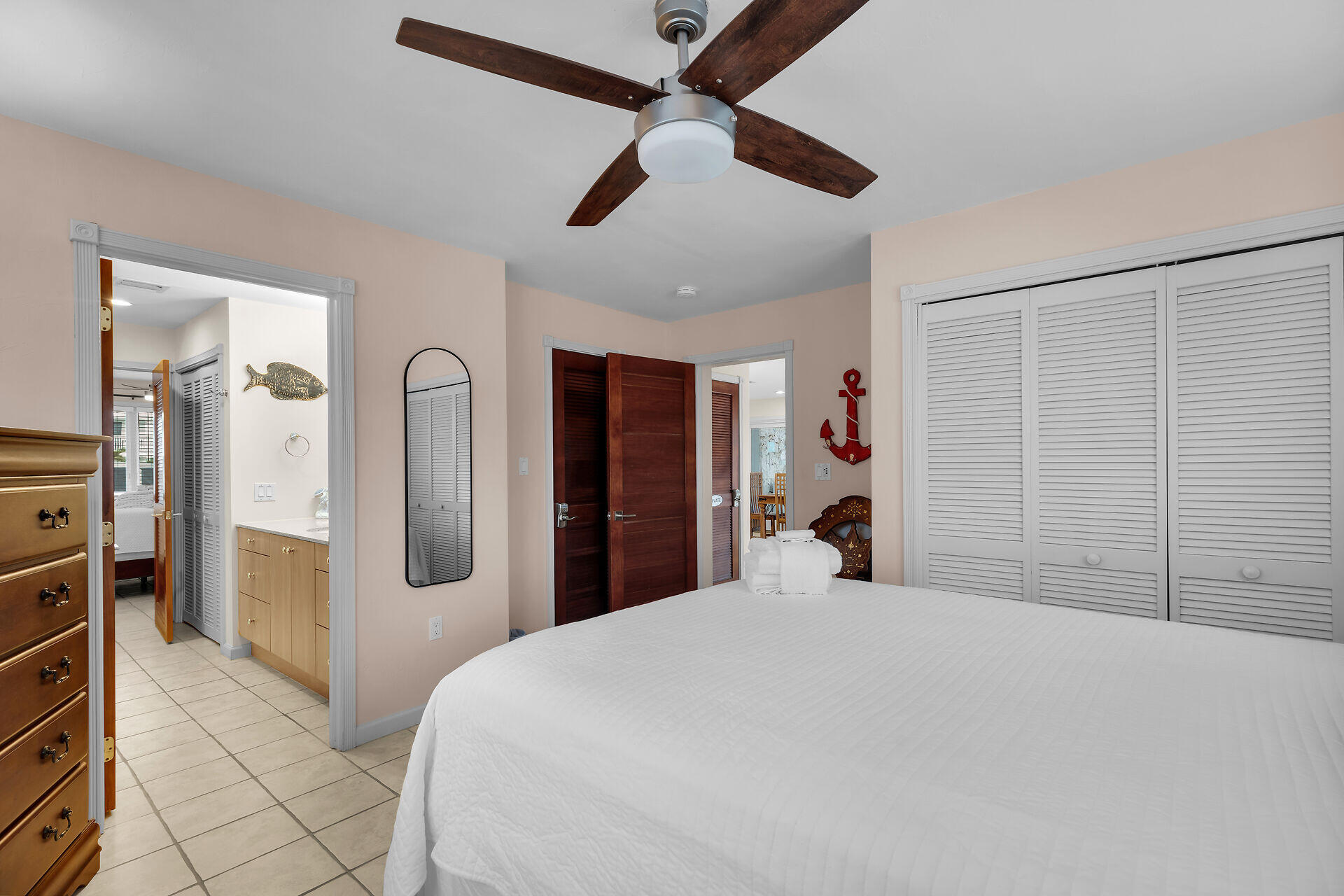 MARATHON, Florida, 33050, United States, 5 Bedrooms Bedrooms, ,3 BathroomsBathrooms,Residential,For Sale,1691478