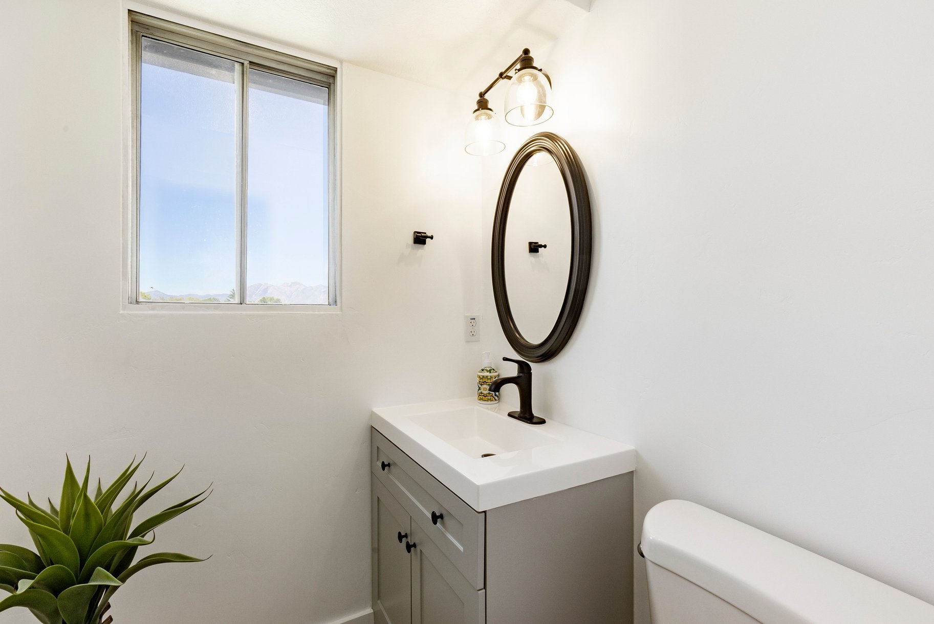  Modern Renovation Meets Flexible Living - 物件實景