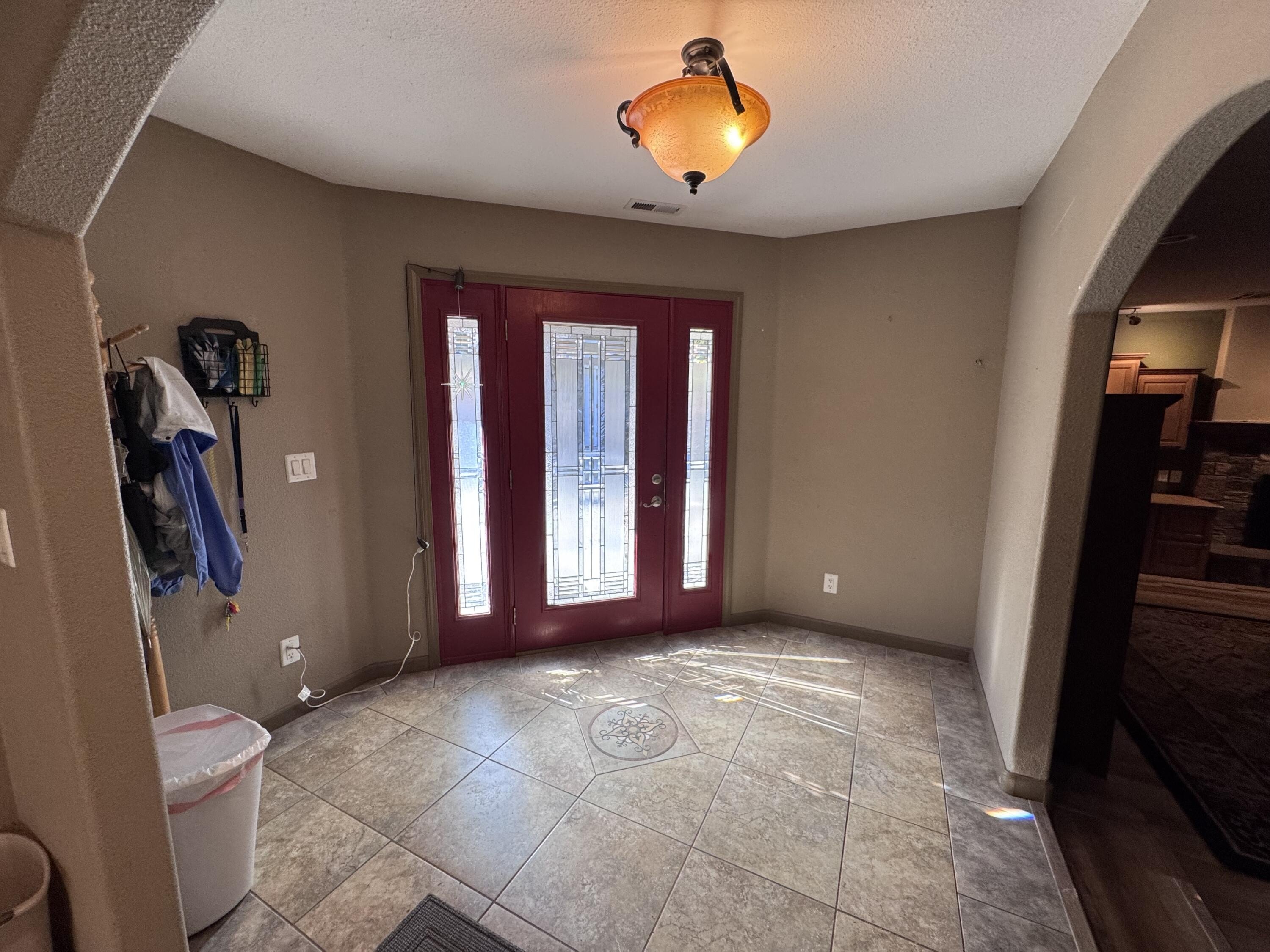 Rogue River, Oregon, 97537, United States, 3 Bedrooms Bedrooms, ,4 BathroomsBathrooms,Residential,For Sale,1982617