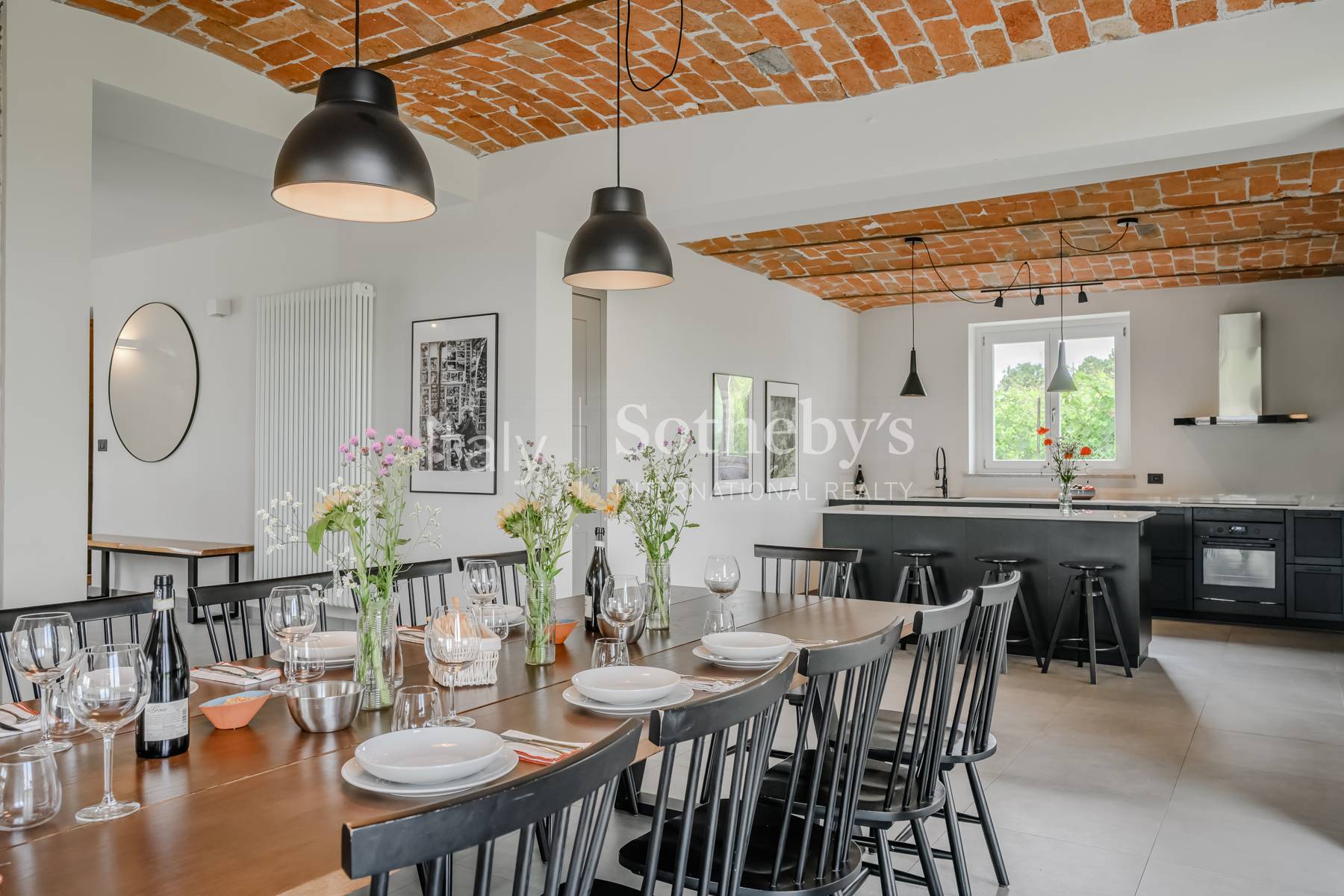  Elegant Villa amongst Nizza Monferrato