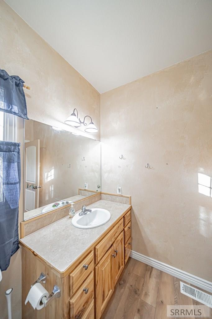 RIGBY, Idaho, 83442, United States, 5 Bedrooms Bedrooms, ,3 BathroomsBathrooms,Residential,For Sale,2007504