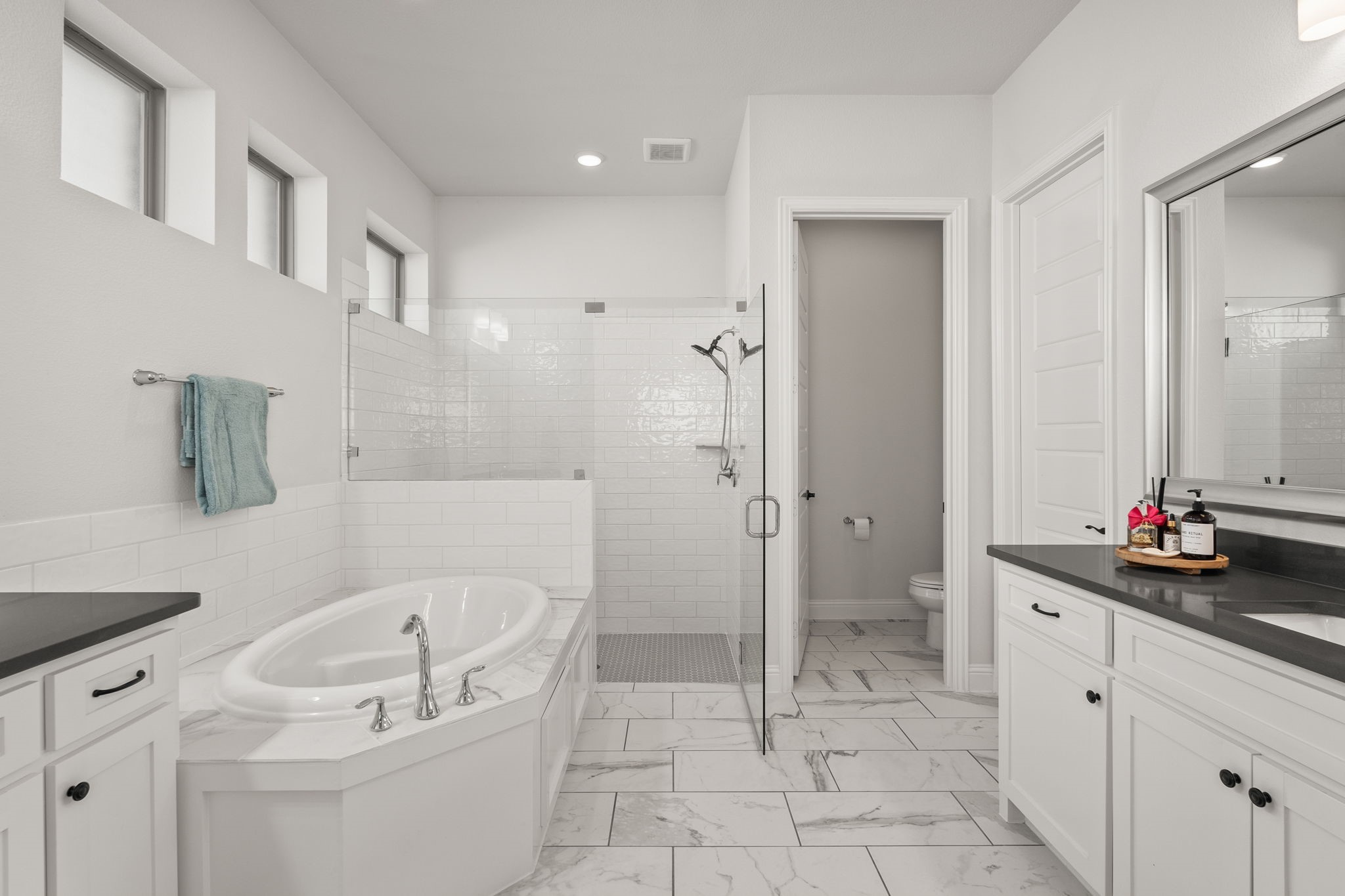 McKinney, Texas, 75071, United States, 4 Bedrooms Bedrooms, ,3 BathroomsBathrooms,Residential,For Sale,1992120