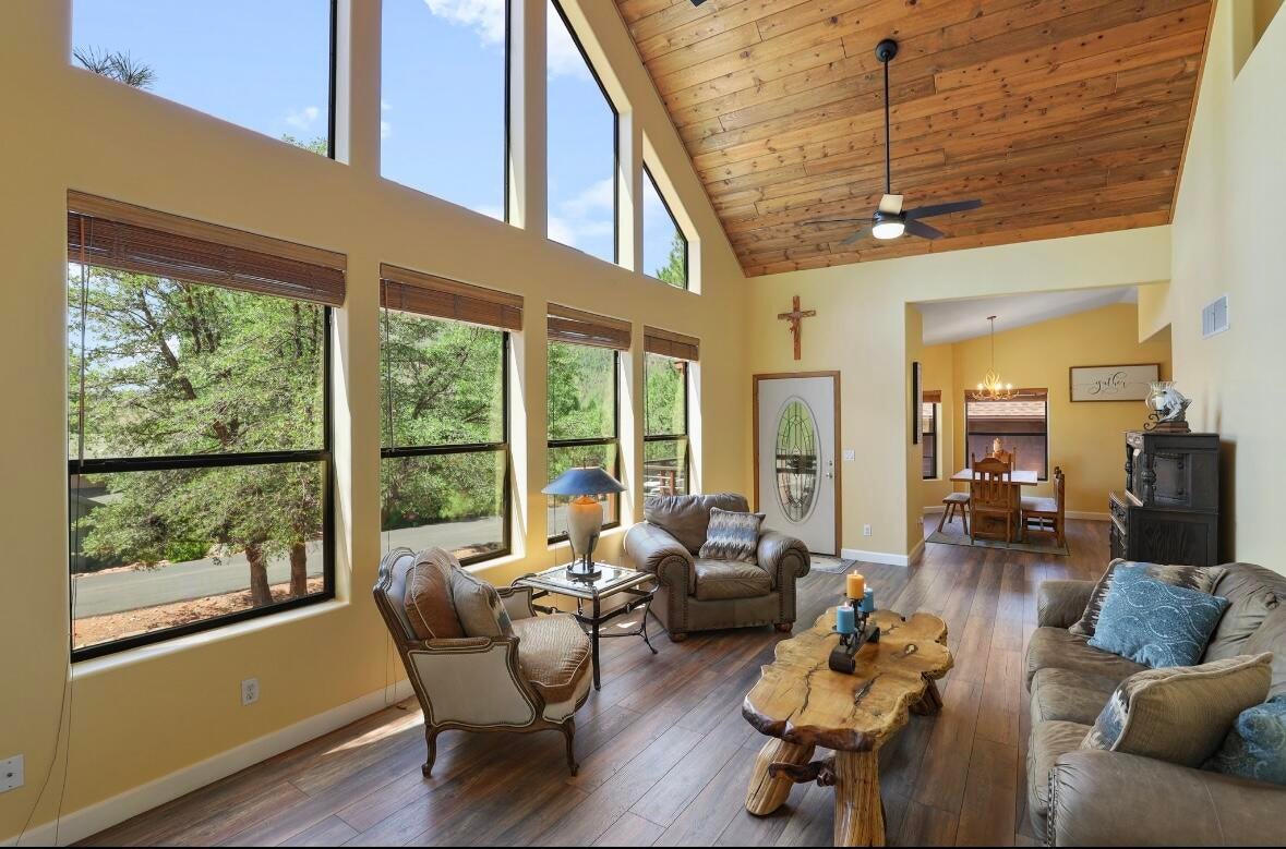 Pine, Arizona, 85544, United States, 2 Bedrooms Bedrooms, ,2 BathroomsBathrooms,Residential,For Sale,1917877