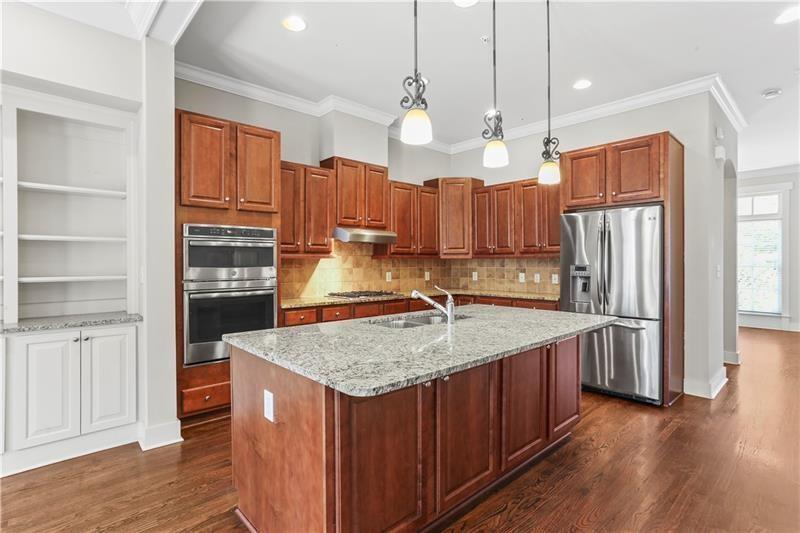 Atlanta, Georgia, 30339, United States, 4 Bedrooms Bedrooms, ,5 BathroomsBathrooms,Residential,For Sale,1760221