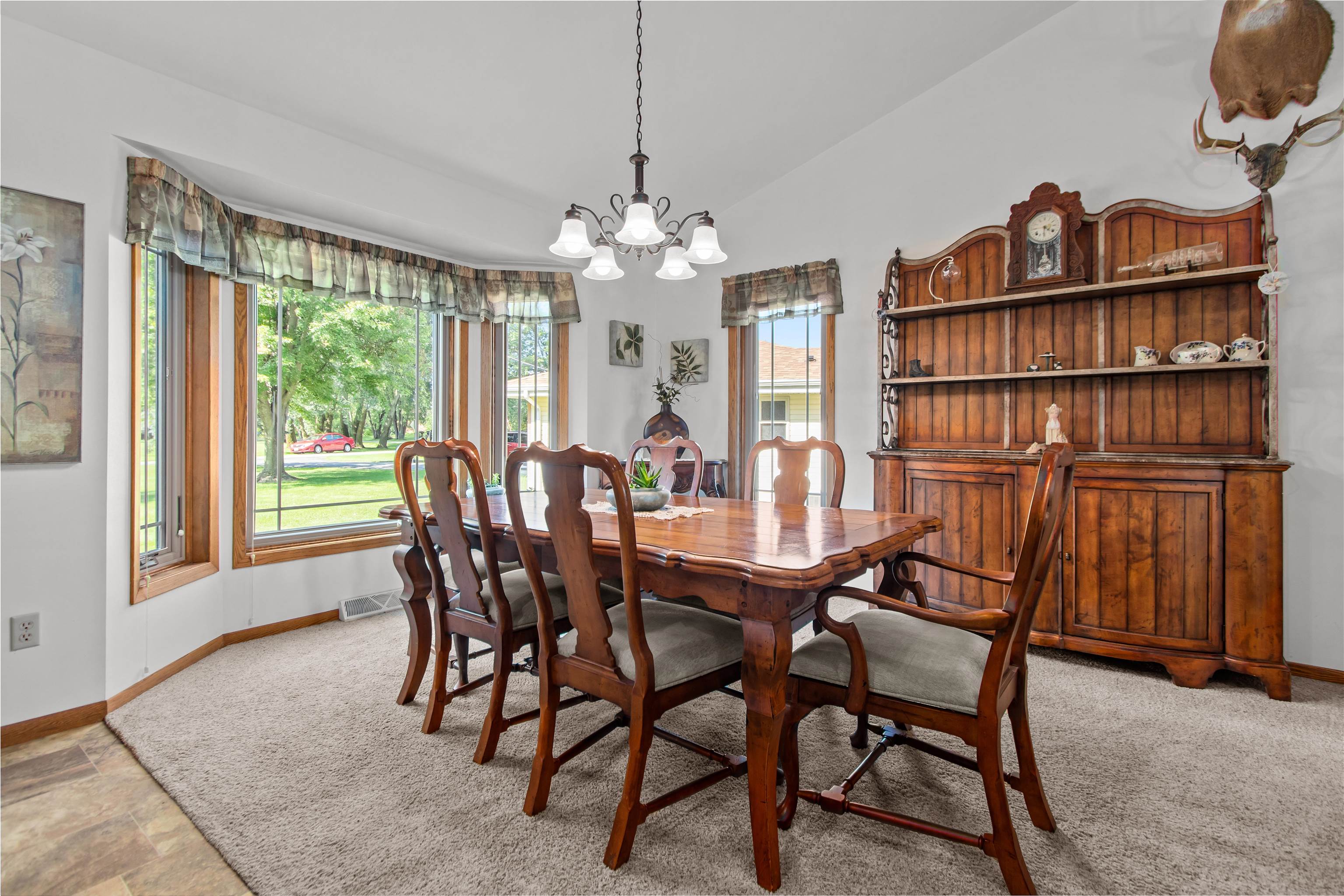 WINNECONNE, Wisconsin, 54986, United States, 2 Bedrooms Bedrooms, ,2 BathroomsBathrooms,Residential,For Sale,1926220