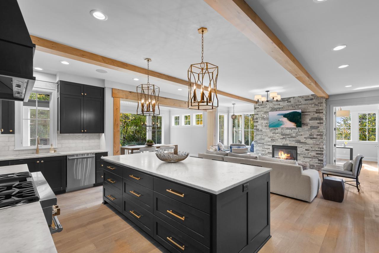 Victoria, Minnesota, 55331, United States, 5 Bedrooms Bedrooms, ,3 BathroomsBathrooms,Residential,For Sale,1994848