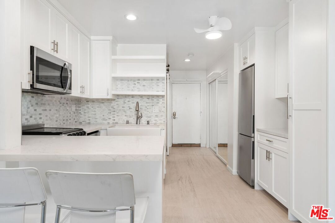 Malibu, California, 90265, United States, ,1 BathroomBathrooms,Residential,For Sale,1999798