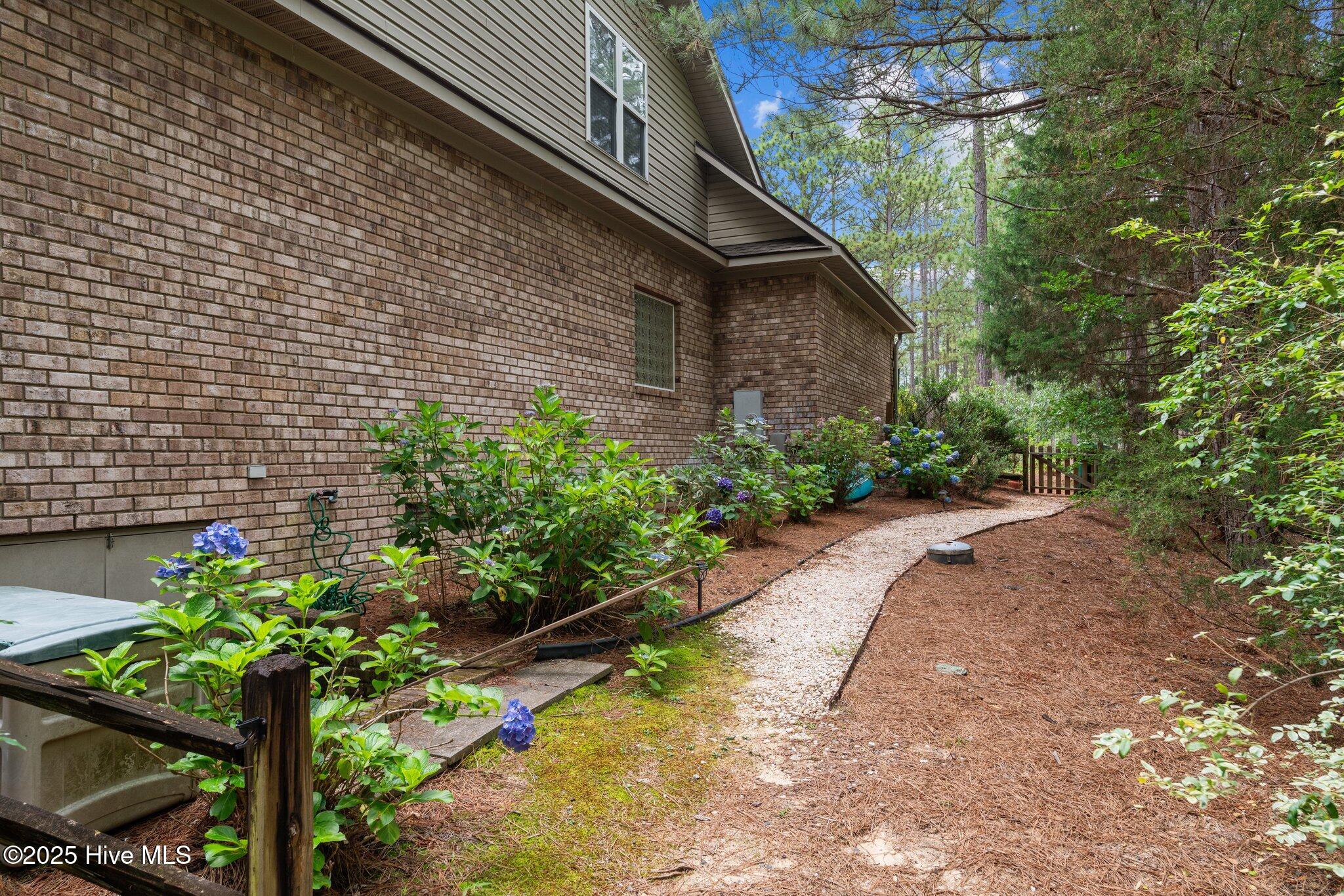 Pinehurst, North Carolina, 28374, United States, 4 Bedrooms Bedrooms, ,3 BathroomsBathrooms,Residential,For Sale,1856309