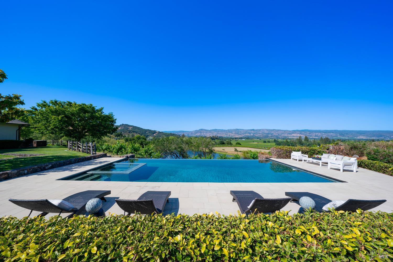 Napa, California, 94558, United States, 5 Bedrooms Bedrooms, ,8 BathroomsBathrooms,Residential,For Sale,1862462
