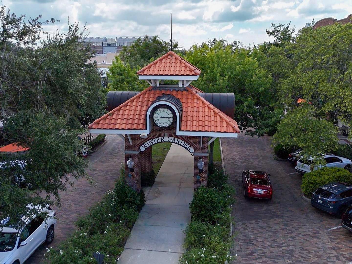 WINTER GARDEN, Florida, 34787, United States, 5 Bedrooms Bedrooms, ,3 BathroomsBathrooms,Residential,For Sale,1974111