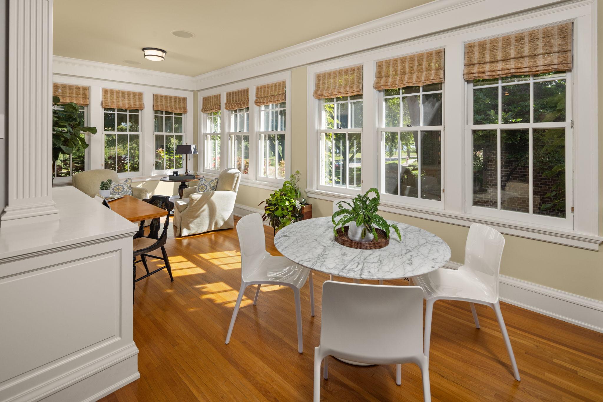 Minneapolis, Minnesota, 55405, United States, 5 Bedrooms Bedrooms, ,3 BathroomsBathrooms,Residential,For Sale,2000918