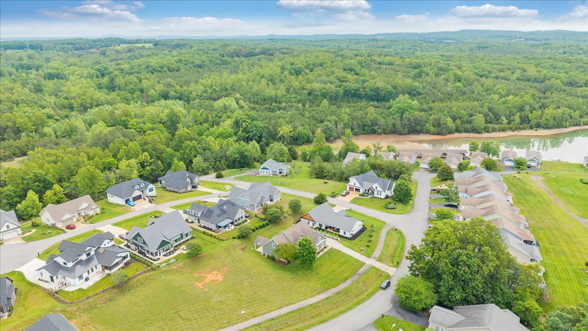 Huddleston, Virginia, 24104, United States, 4 Bedrooms Bedrooms, ,4 BathroomsBathrooms,Residential,For Sale,2048445
