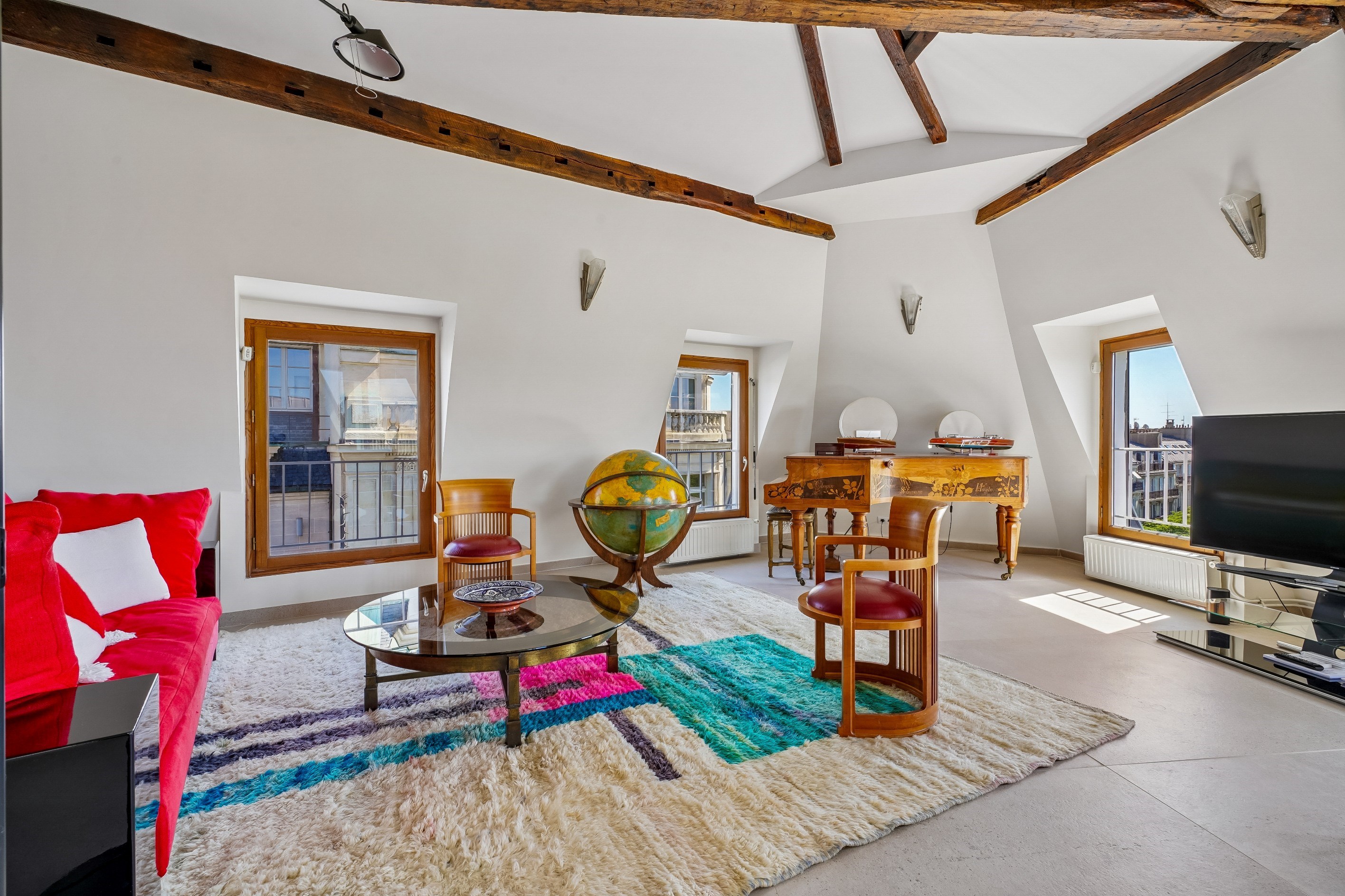  A pied-à-terre with exceptional views, just steps from the Champs-Élysées - 物件實景