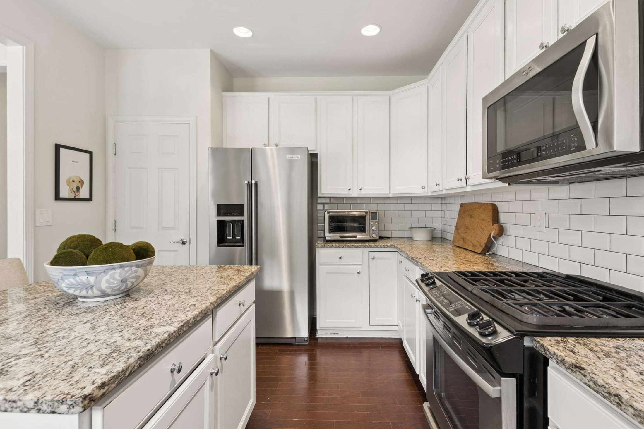  Beautiful, Light-filled Townhome in Historic Desirable Ardmore Park Neighborhood - 物件實景