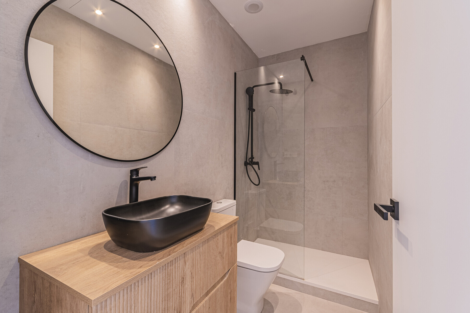  Newly constructed duplex penthouse near the beach - 物件實景
