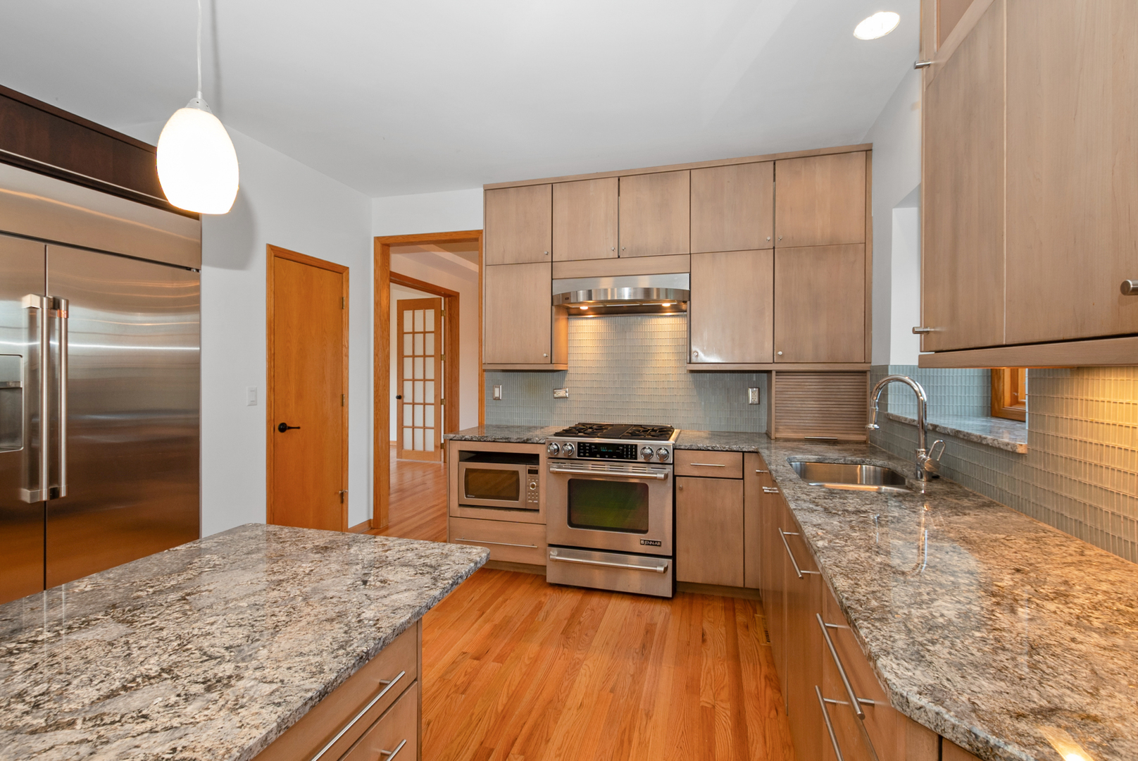 Palos Hills, Illinois, 60465, United States, 5 Bedrooms Bedrooms, ,5 BathroomsBathrooms,Residential,For Sale,1943646