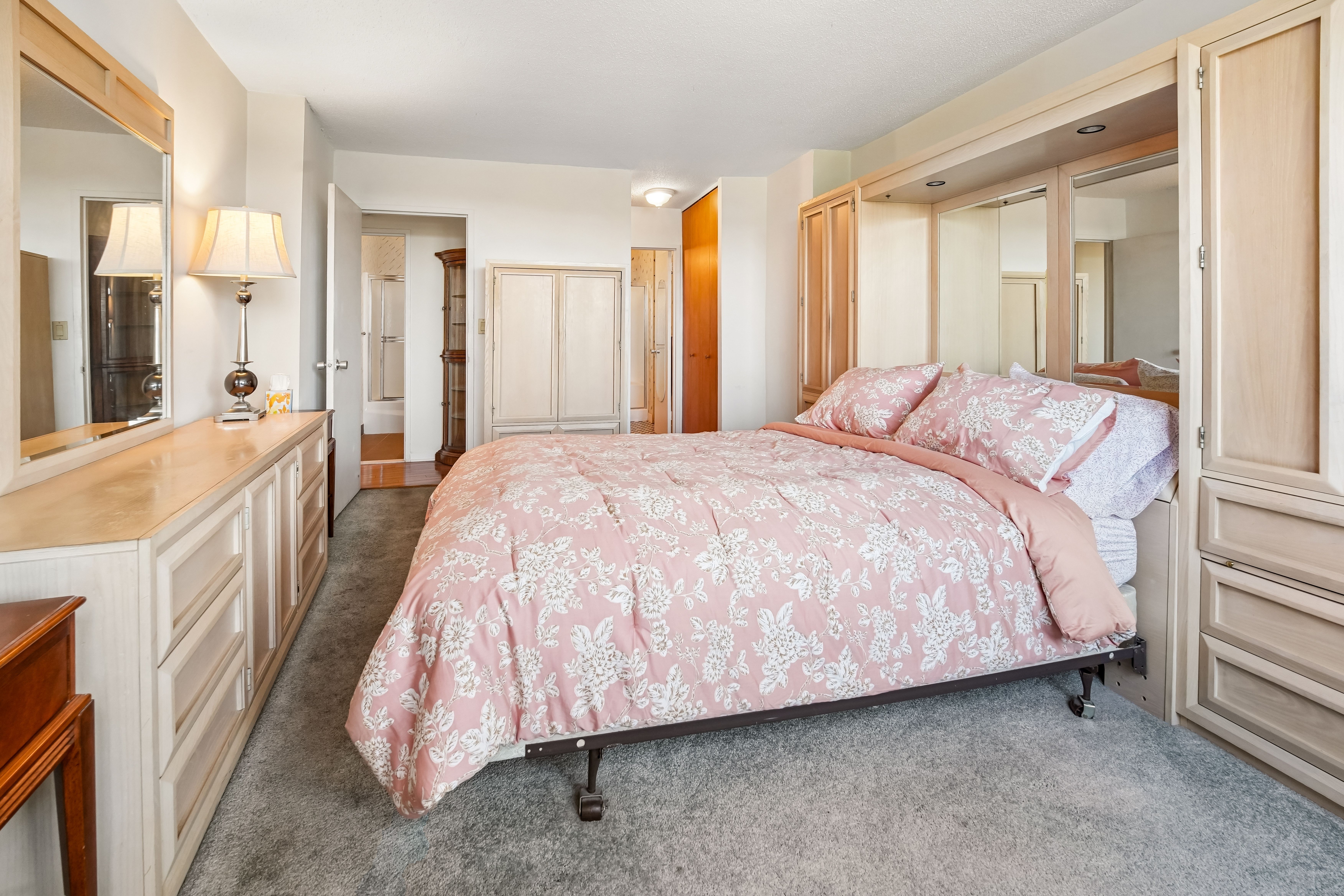  555 North Avenue , Fort Lee, NJ 07024 - 物件實景
