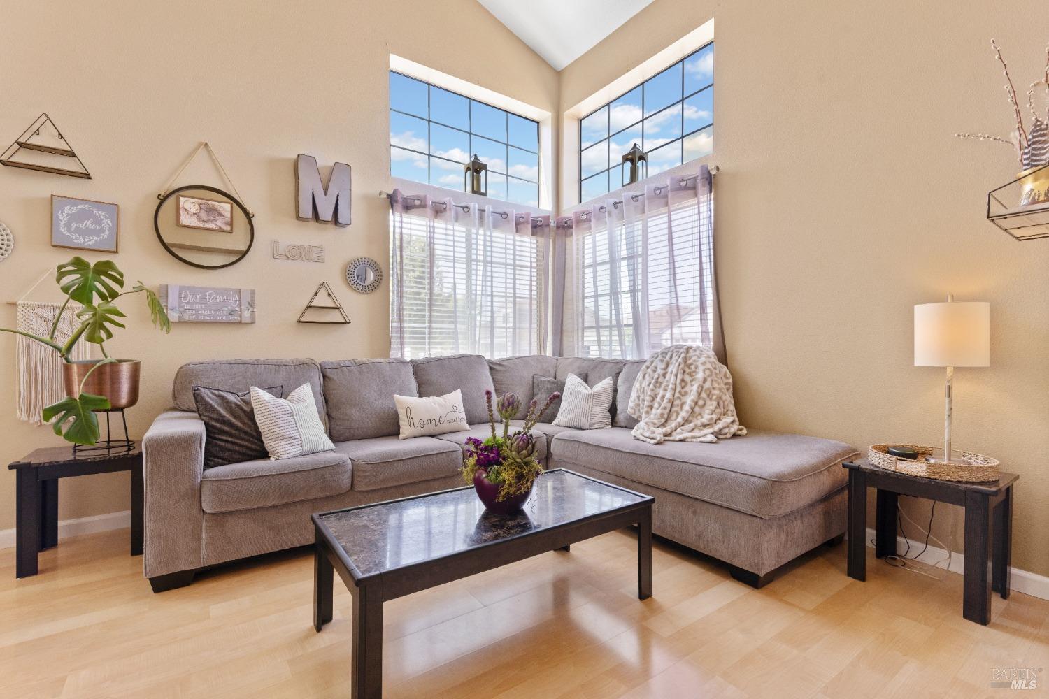 Santa Rosa, California, 95407, United States, 3 Bedrooms Bedrooms, ,3 BathroomsBathrooms,Residential,For Sale,1920914