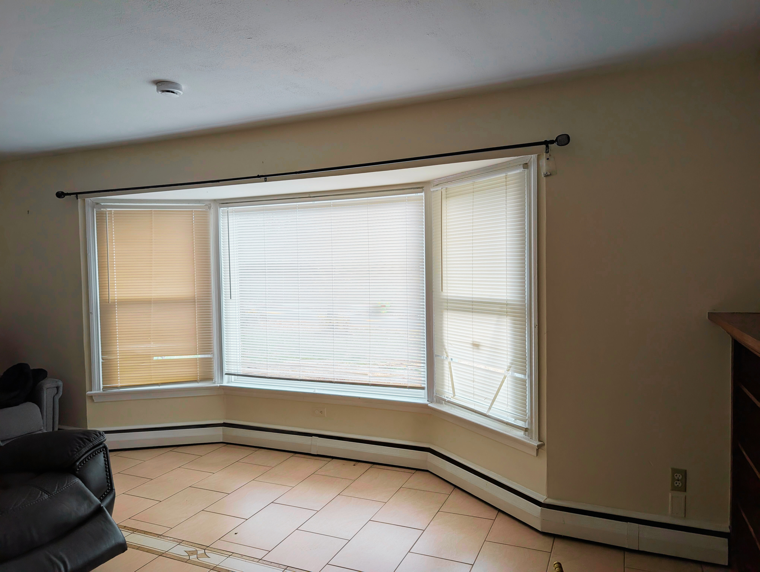 Shelton, Connecticut, 06484, United States, 3 Bedrooms Bedrooms, ,2 BathroomsBathrooms,Residential,For Sale,1996046