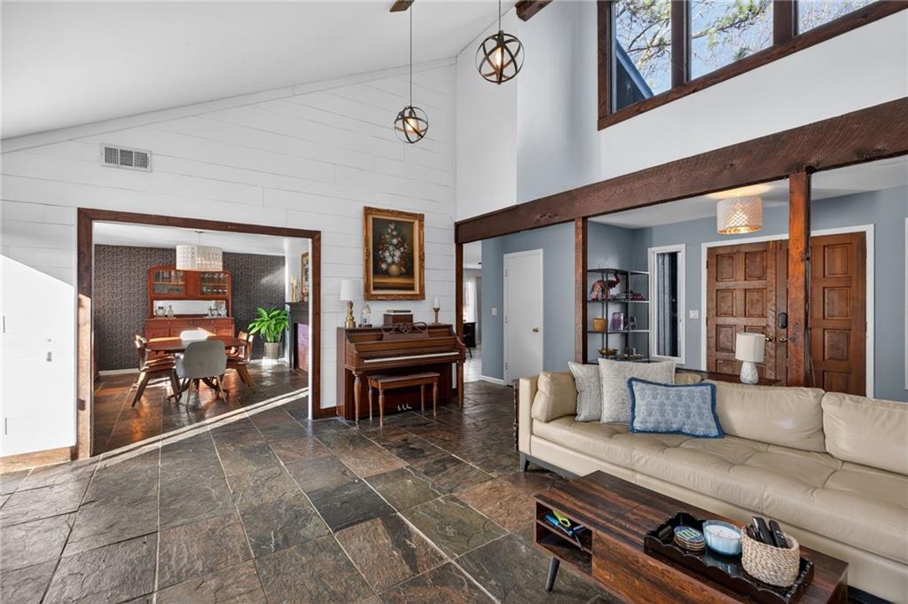 Roswell, Georgia, 30075, United States, 4 Bedrooms Bedrooms, ,4 BathroomsBathrooms,Residential,For Sale,2014792