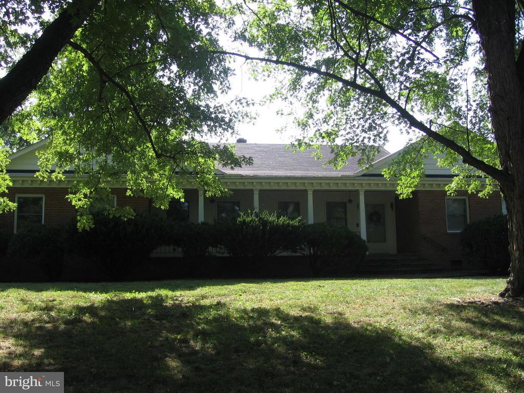 Stephens City, Virginia, 22655, United States, 3 Bedrooms Bedrooms, ,2 BathroomsBathrooms,Residential,For Sale,2001970