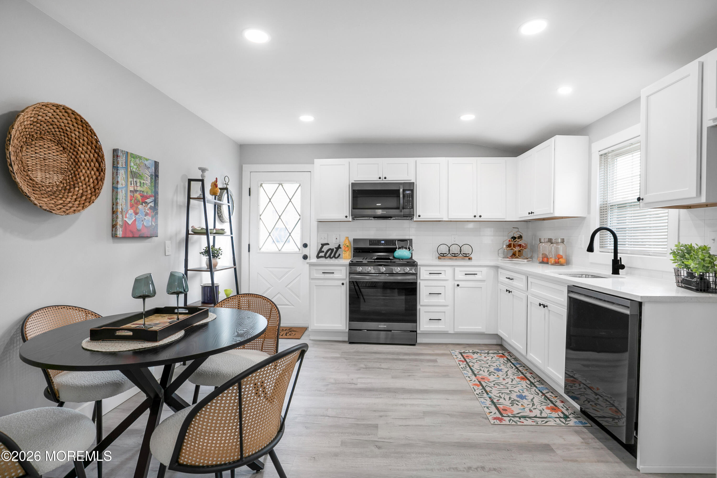 Union Beach, New Jersey, 07735, United States, 3 Bedrooms Bedrooms, ,2 BathroomsBathrooms,Residential,For Sale,2007780