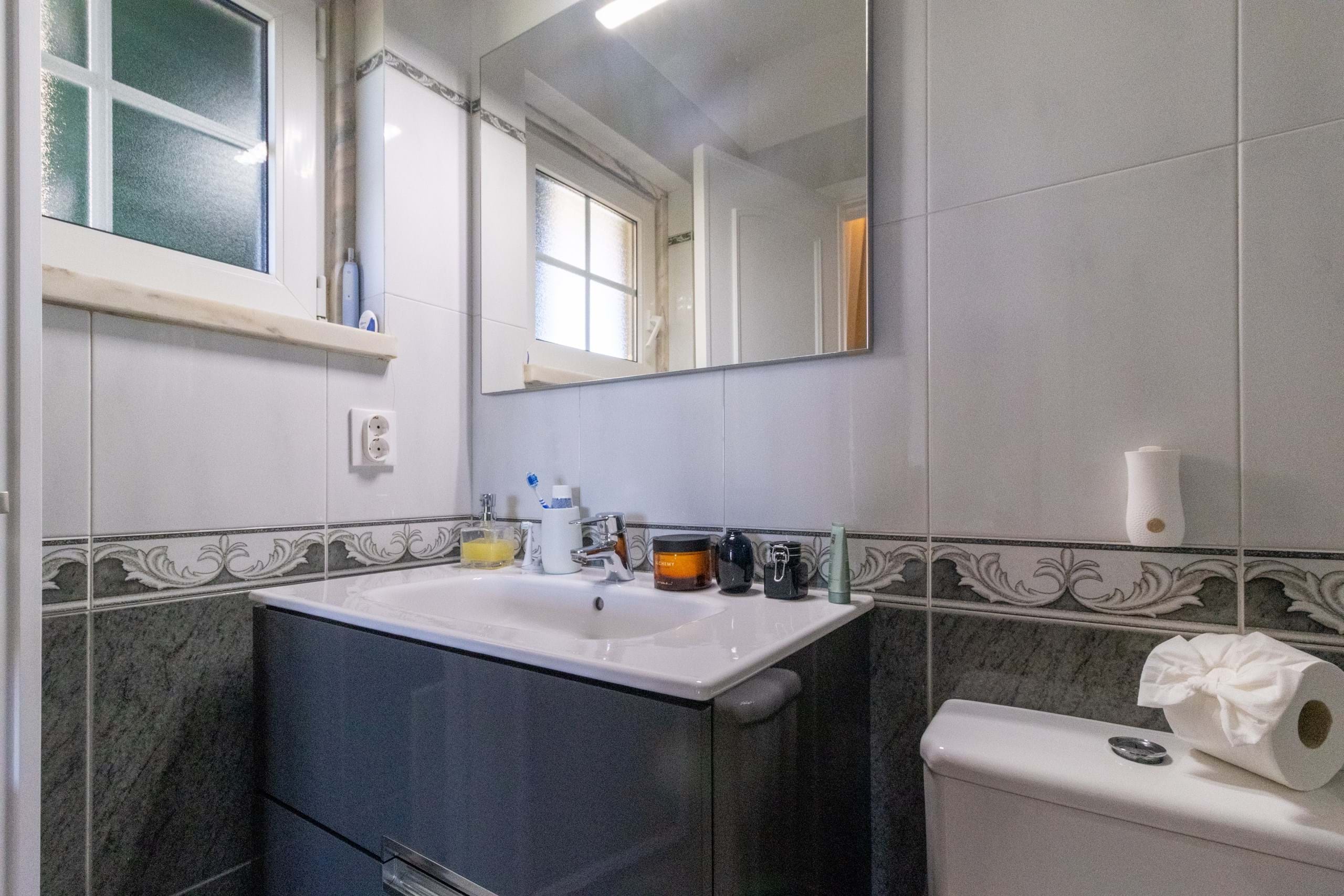 Cascais, Lisbon, 2645-436, PT, 2 Bedrooms Bedrooms, ,2 BathroomsBathrooms,Residential,For Sale,1898687