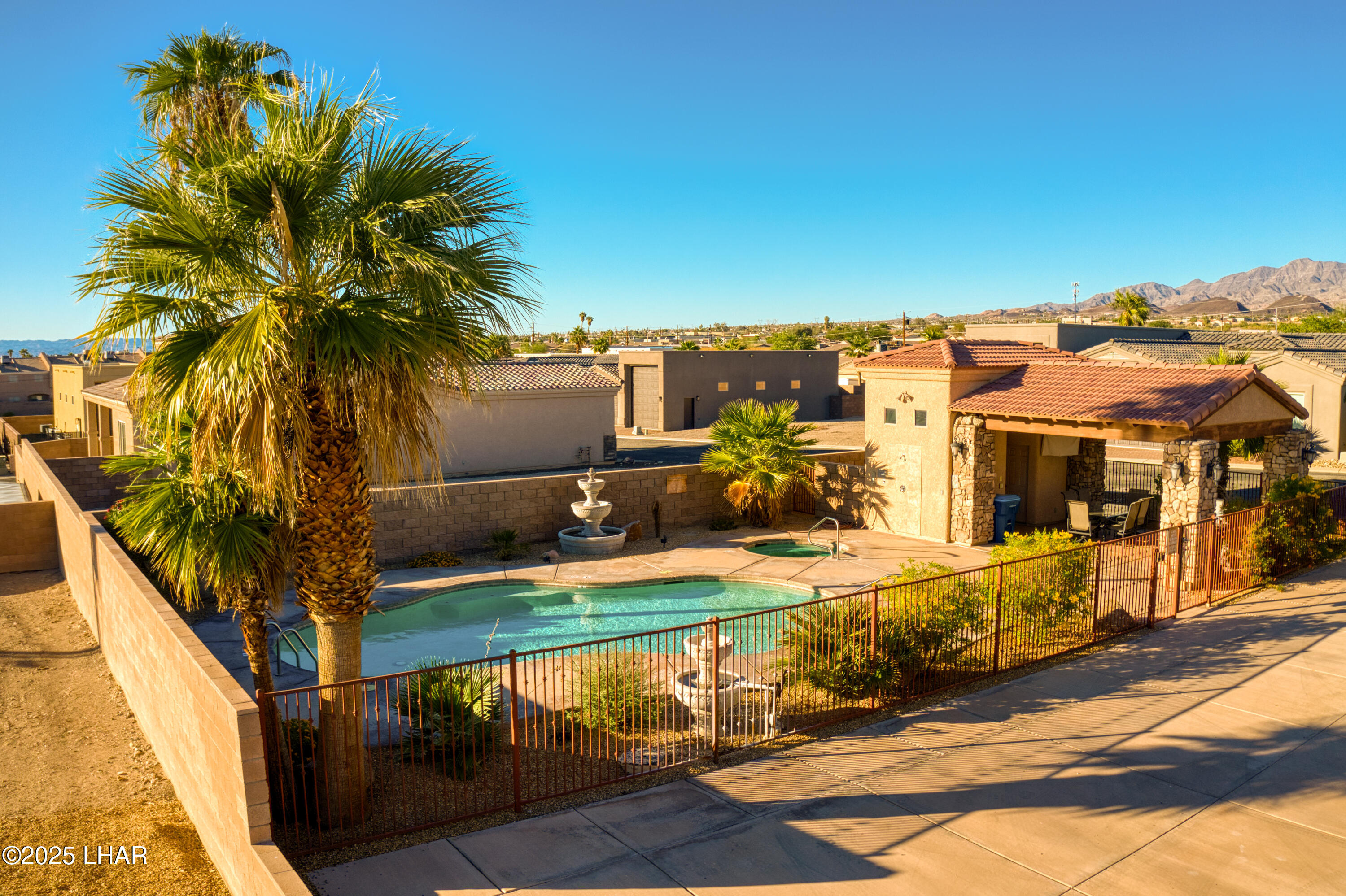Lake Havasu City, Arizona, 86406, United States, 3 Bedrooms Bedrooms, ,2 BathroomsBathrooms,Residential,For Sale,1994362