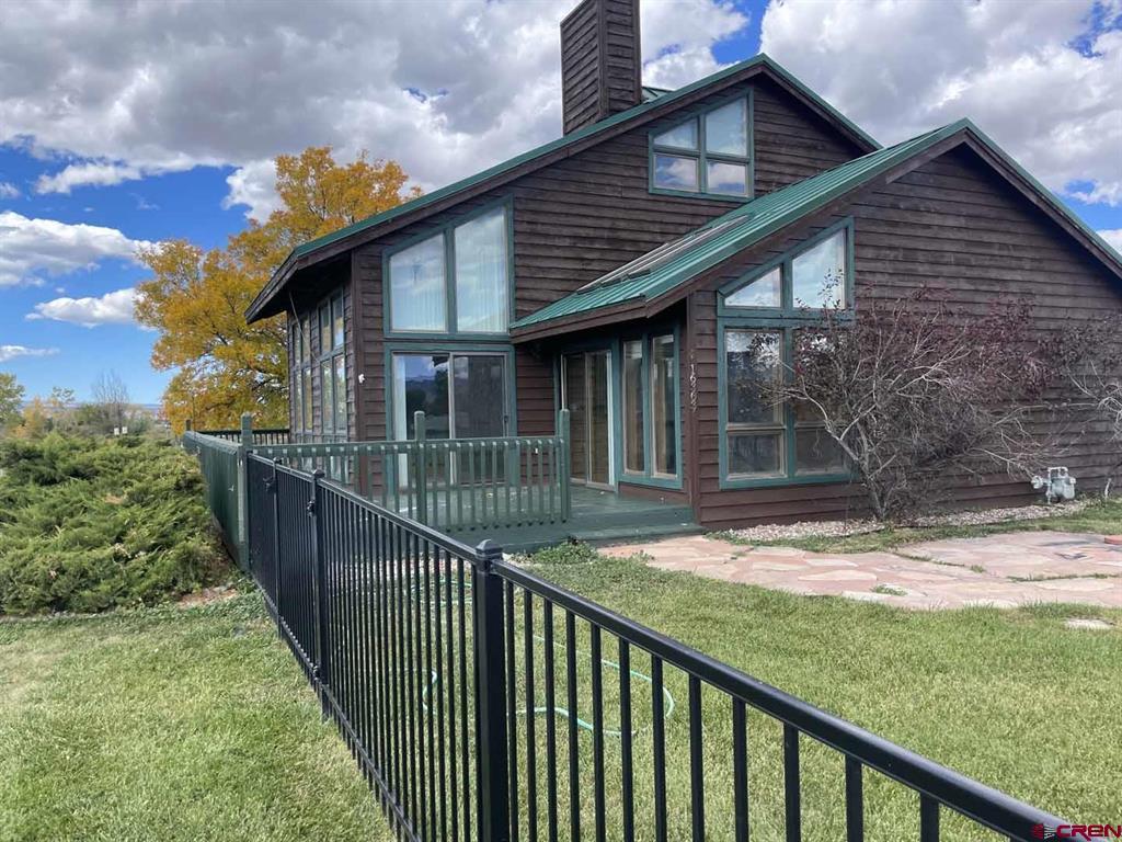 Montrose, Colorado, 81401, United States, 3 Bedrooms Bedrooms, ,2 BathroomsBathrooms,Residential,For Sale,1991802